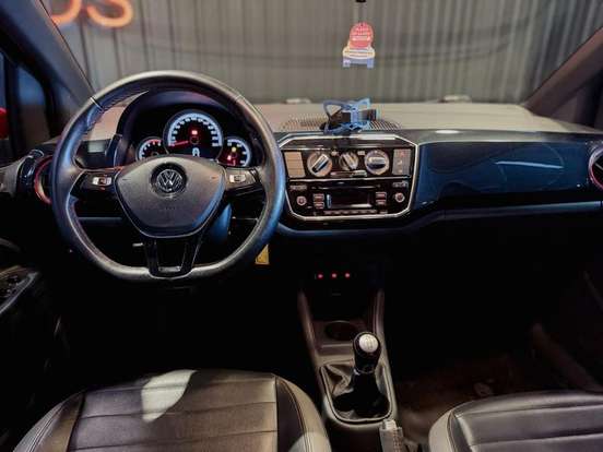 VOLKSWAGEN-UP-1.0 TSI PEPPER 12V FLEX 4P MANUAL VOLKSWAGEN-UP-2017