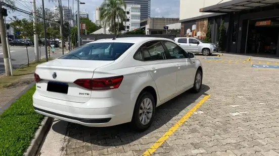 VOLKSWAGEN-VIRTUS-2020