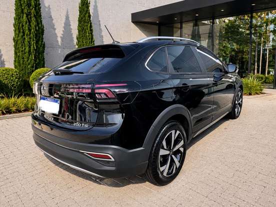VOLKSWAGEN-NIVUS-1.0 200 TSI TOTAL FLEX HIGHLINE AUTOMÁTICO VOLKSWAGEN-NIVUS-2024