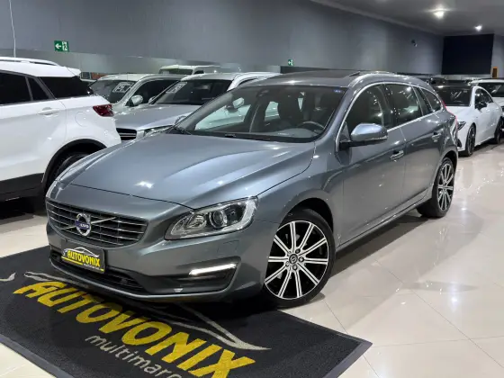 VOLVO V60 2.0 T4 MOMENTUM GASOLINA 4P AUTOMÁTICO