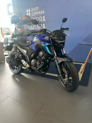 YAMAHA FZ25 FAZER ABS 
