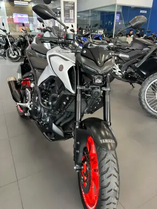 YAMAHA MT-03 ABS 