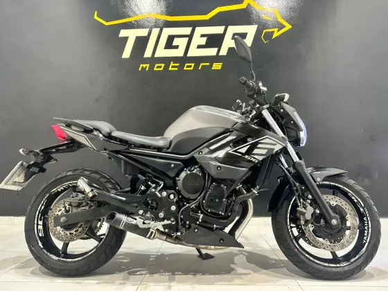 YAMAHA XJ6 N ABS YAMAHA XJ6 N ABS
