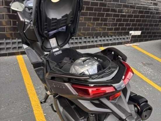YAMAHA-XMAX 300 CONNECTED ABS YAMAHA-XMAX 300 CONNECTED ABS-2025