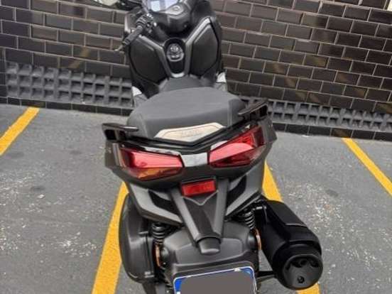 YAMAHA-XMAX 300 CONNECTED ABS YAMAHA-XMAX 300 CONNECTED ABS-2025
