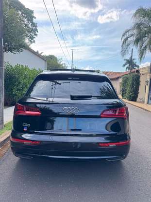AUDI-Q5-2017