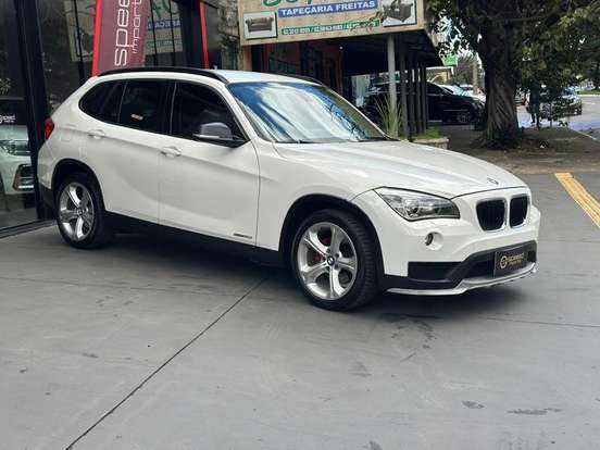 BMW-X1-2.0 16V TURBO ACTIVEFLEX SDRIVE20I 4P AUTOMÁTICO BMW-X1-2015