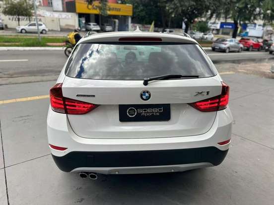 BMW-X1-2.0 16V TURBO ACTIVEFLEX SDRIVE20I 4P AUTOMÁTICO BMW-X1-2015