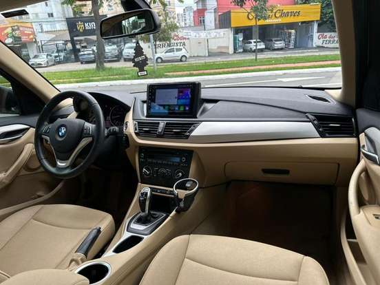 BMW-X1-2015