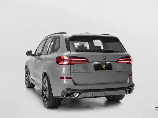 BMW-X5-3.0 I6 TURBO HÍBRIDO XDRIVE50E M SPORT AUTOMÁTICO BMW-X5-2025