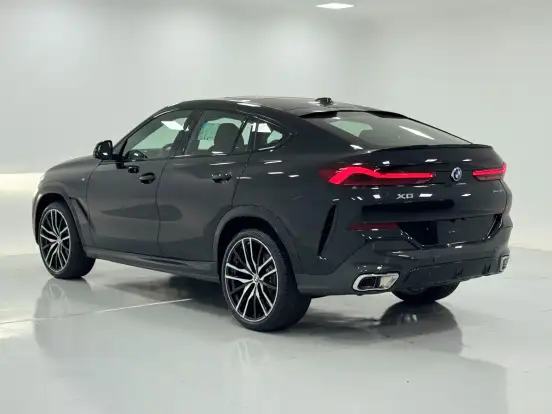 BMW-X6-2025