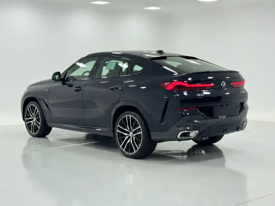 BMW-X6-3.0 TWINPOWER GASOLINA XDRIVE40I M SPORT AUTOMÁTICO BMW-X6-2025