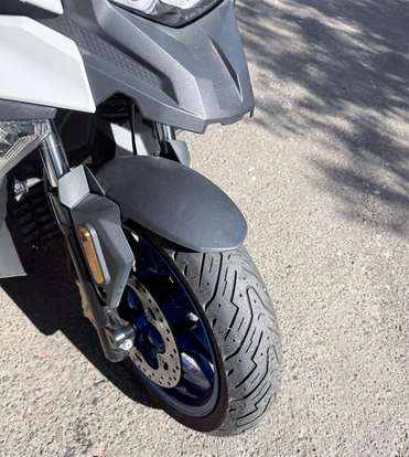 BMW-C 400 X-2024