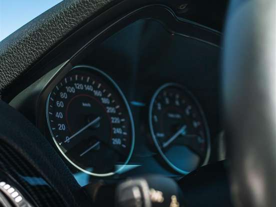 BMW-M 140i-3.0 24V TURBO GASOLINA 4P AUTOMÁTICO BMW-M 140i-2016