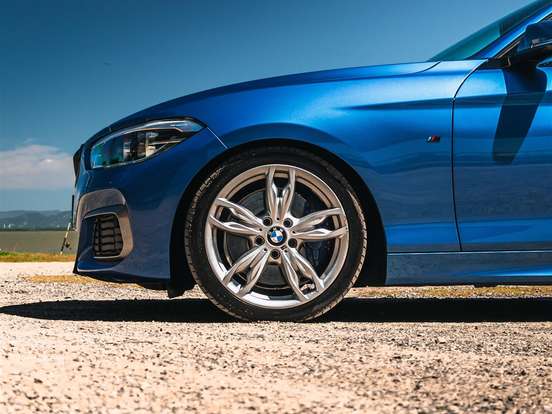 BMW-M 140i-3.0 24V TURBO GASOLINA 4P AUTOMÁTICO BMW-M 140i-2016