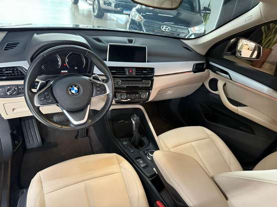 BMW-X1-2.0 16V TURBO ACTIVEFLEX SDRIVE20I X-LINE 4P AUTOMÁTICO BMW-X1-2020