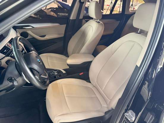 BMW-X1-2.0 16V TURBO ACTIVEFLEX SDRIVE20I X-LINE 4P AUTOMÁTICO BMW-X1-2020