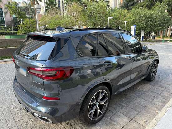 BMW-X5-3.0 I6 TURBO HÍBRIDO XDRIVE45E M SPORT AUTOMÁTICO BMW-X5-2022