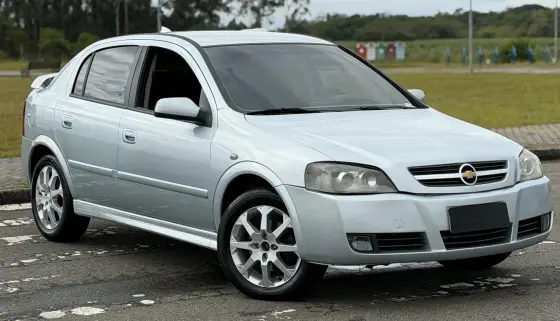 CHEVROLET ASTRA 2.0 MPFI ADVANTAGE 8V FLEX 4P MANUAL CHEVROLET ASTRA 2.0 MPFI ADVANTAGE 8V FLEX 4P MANUAL