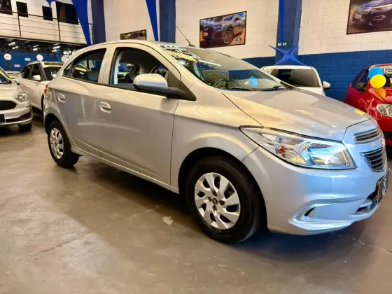 CHEVROLET ONIX 1.0 MPFI LT 8V FLEX 4P MANUAL