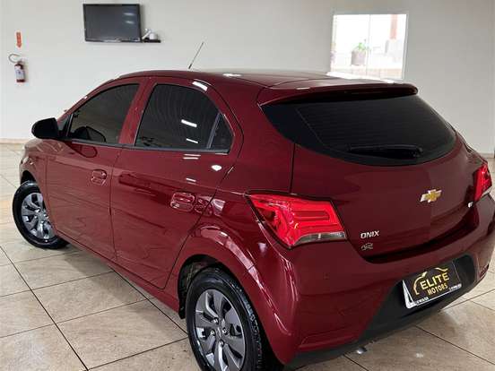 CHEVROLET-ONIX-1.0 MPFI LT 8V FLEX 4P MANUAL CHEVROLET-ONIX-2019