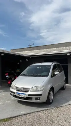 FIAT IDEA 1.4 MPI ELX 8V FLEX 4P MANUAL FIAT IDEA 1.4 MPI ELX 8V FLEX 4P MANUAL