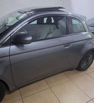 FIAT-500e-2021