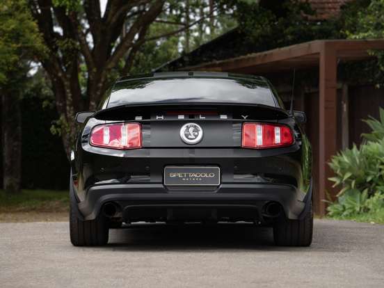 FORD-MUSTANG-2009