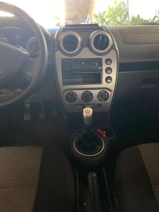 FORD-FIESTA-2014