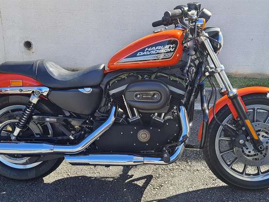HARLEY-DAVIDSON-SPORTSTER XL 883 R HARLEY-DAVIDSON-SPORTSTER XL 883 R-2010