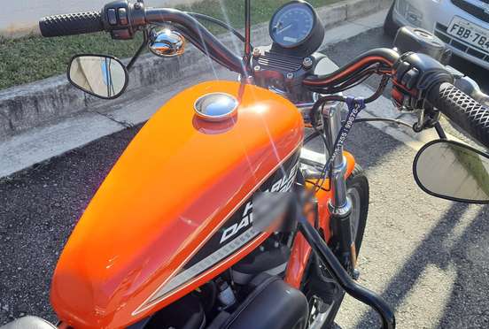 HARLEY-DAVIDSON-SPORTSTER XL 883 R-2010