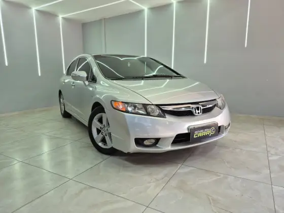HONDA CIVIC 1.8 LXL 16V FLEX 4P AUTOMÁTICO HONDA CIVIC 1.8 LXL 16V FLEX 4P AUTOMÁTICO