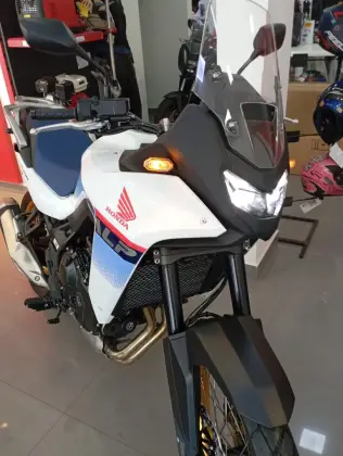 HONDA TRANSALP 750 ABS HONDA TRANSALP 750 ABS
