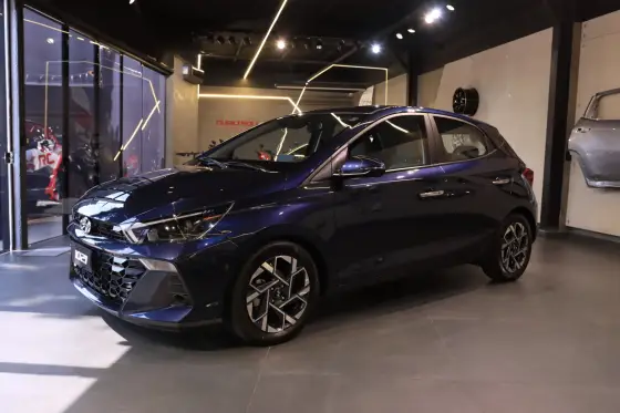HYUNDAI HB20 1.0 TGDI FLEX PLATINUM PLUS AUTOMÁTICO HYUNDAI HB20 1.0 TGDI FLEX PLATINUM PLUS AUTOMÁTICO