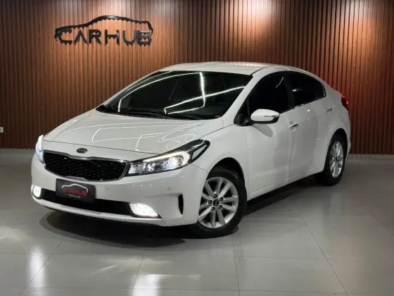 KIA CERATO 1.6 SX 16V FLEX 4P AUTOMÁTICO KIA CERATO 1.6 SX 16V FLEX 4P AUTOMÁTICO