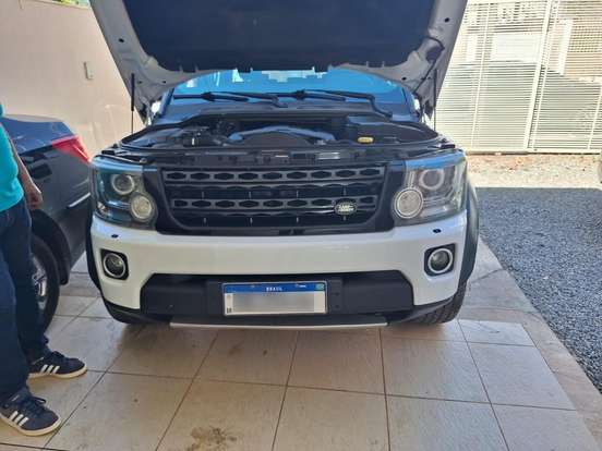LAND ROVER-DISCOVERY 4-2014
