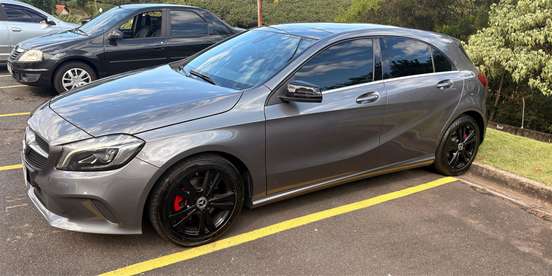 MERCEDES-BENZ-A 200-2018