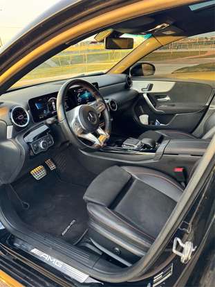 MERCEDES-BENZ-A 35 AMG-2020