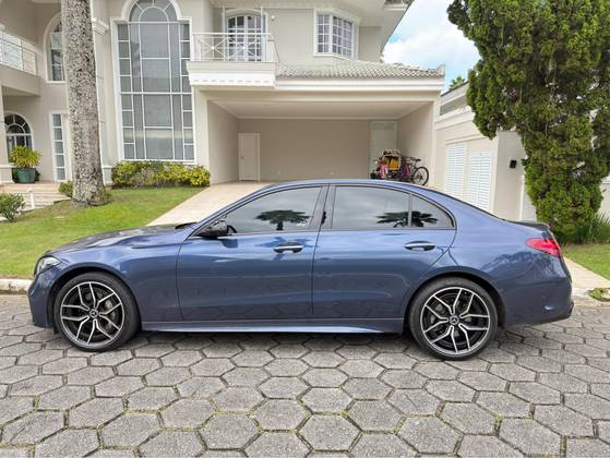 MERCEDES-BENZ C 300 2.0 EQ BOOST HÍBRIDO AMG LINE 9G-TRONIC