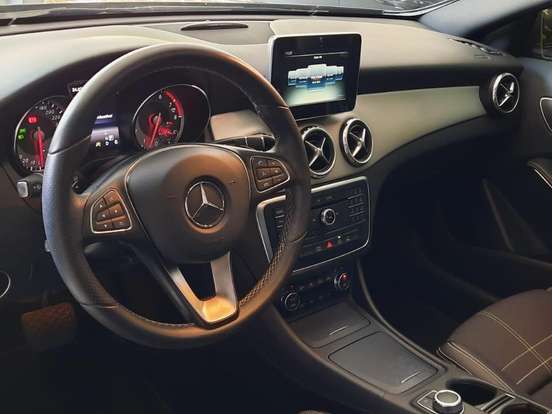 MERCEDES-BENZ-GLA 200-1.6 CGI ENDURO 16V TURBO FLEX 4P AUTOMÁTICO MERCEDES-BENZ-GLA 200-2016