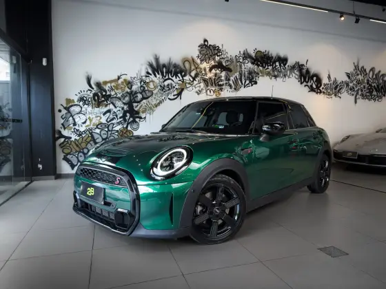 MINI COOPER 2.0 16V TWINPOWER GASOLINA S TOP 4P STEPTRONIC MINI COOPER 2.0 16V TWINPOWER GASOLINA S TOP 4P STEPTRONIC
