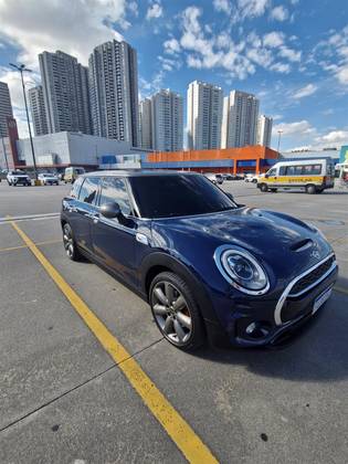 MINI COOPER 2.0 S CLUBMAN 16V TURBO GASOLINA 4P AUTOMÁTICO