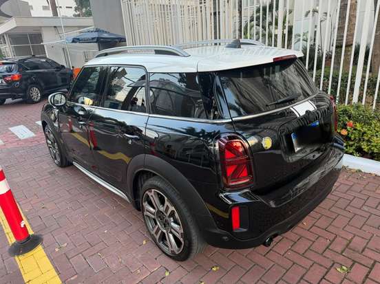 MINI-COUNTRYMAN-2023