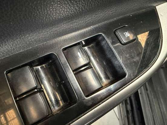 MITSUBISHI-L200 TRITON-2021