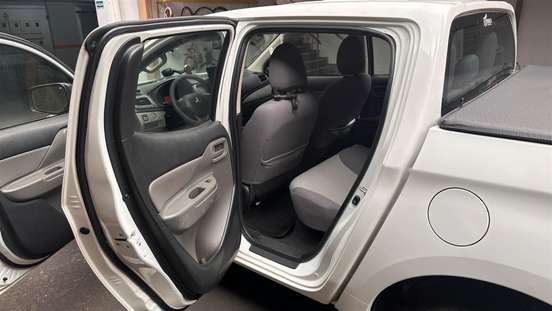 MITSUBISHI-L200 TRITON-2021