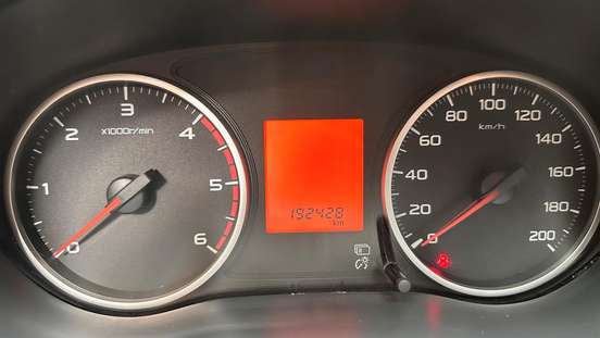 MITSUBISHI-L200 TRITON-2.4 16V TURBO DIESEL GL CD 4X4 MANUAL MITSUBISHI-L200 TRITON-2021