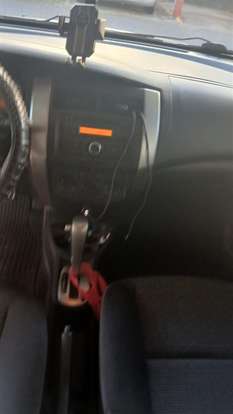 NISSAN-LIVINA-2013