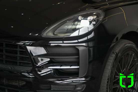 PORSCHE-MACAN-2019
