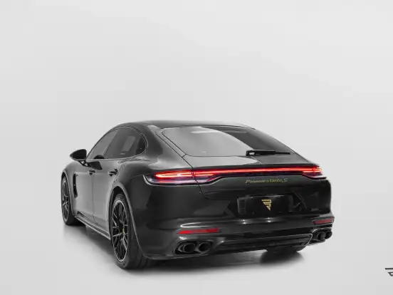 PORSCHE-PANAMERA-4.0 V8 E-HYBRID TURBO S PDK PORSCHE-PANAMERA-2022