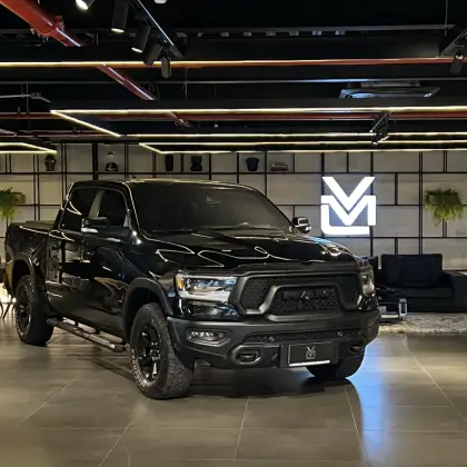 RAM 1500 5.7 V8 GASOLINA REBEL CD 4X4 AUTOMÁTICO